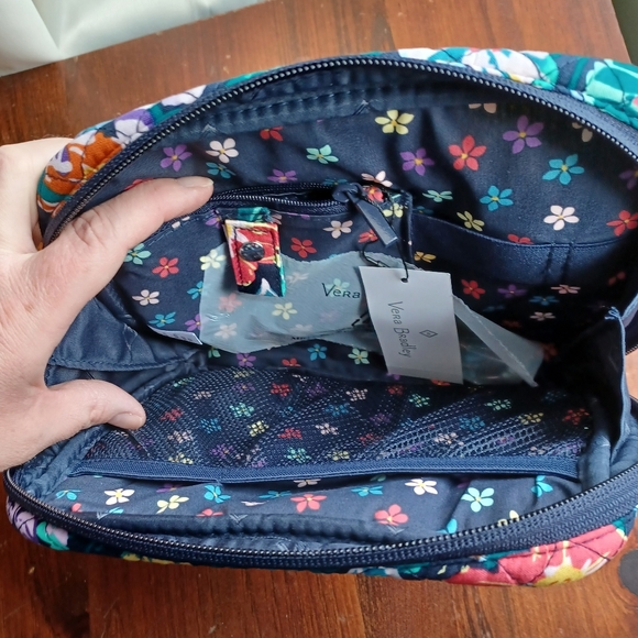 Vera Bradley Cord Organizer in Happy Blooms, NWT - Picture 3 of 3